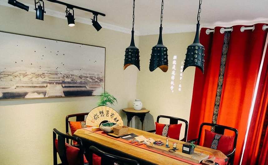 济南「 百花深处 」一家用诗酒茶打造的文艺小馆