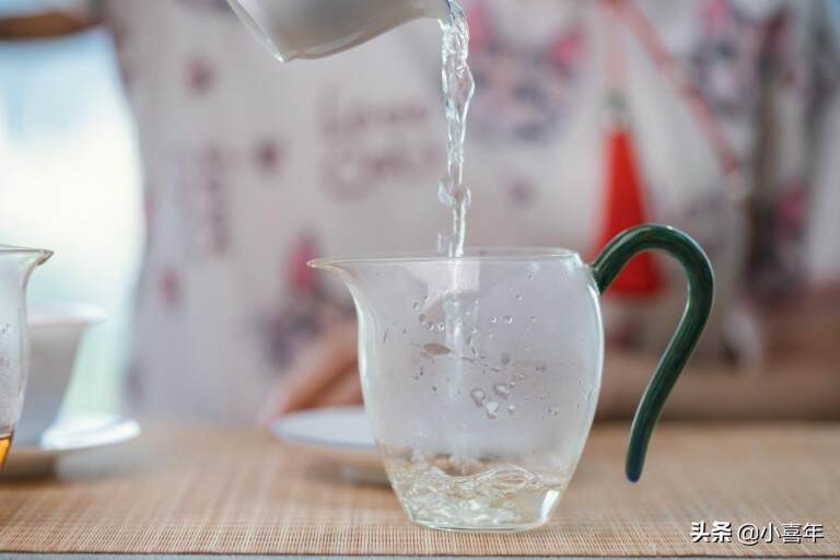3分钟教你毛峰茶的两种冲泡方式，黄山毛峰的泡法的正确方法