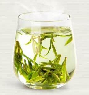 龙井茶能减肥吗是真的吗，长期喝龙井茶的好处和坏处