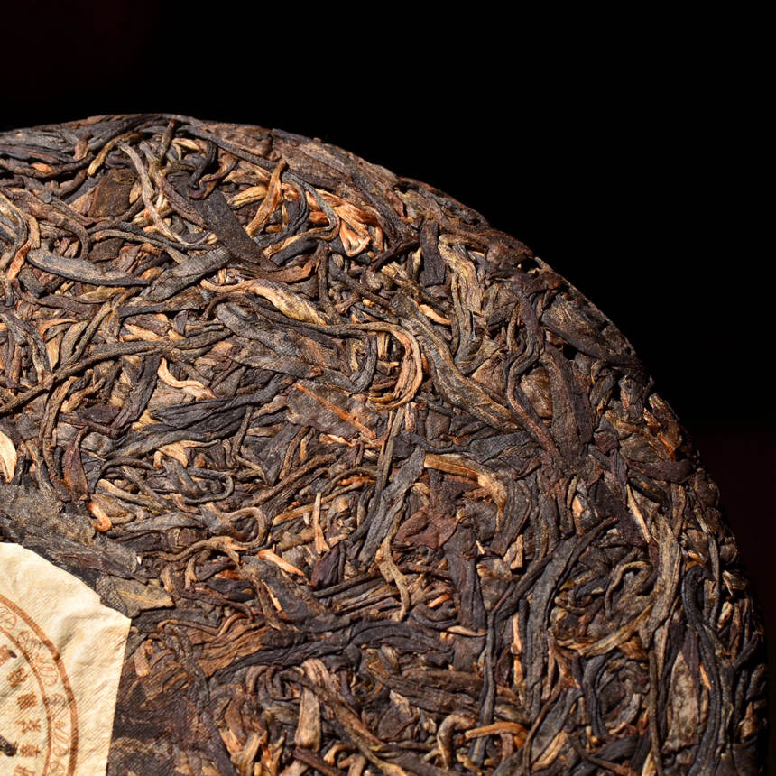勐海班章茶厂成立20周年纪念饼！这滋味，有点顶！入口