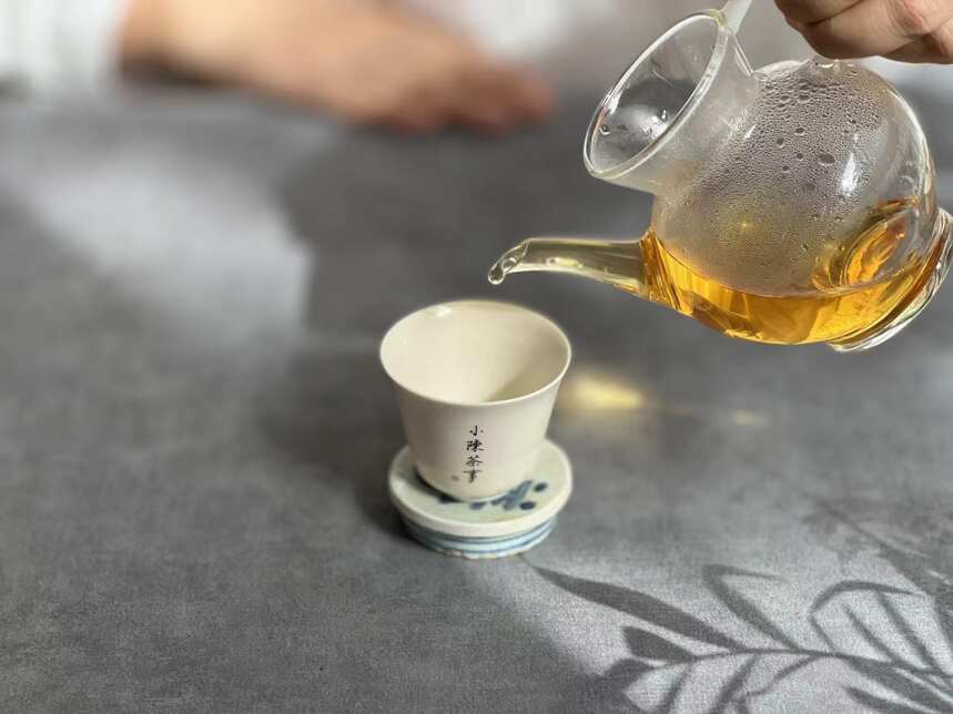 两年前买的红茶，才过几个月，还能继续喝吗？