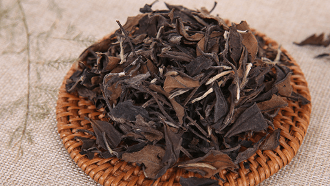 绿茶和白茶的区别（哪些茶叶属于绿茶?）