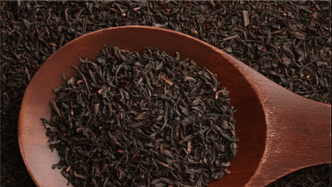 绿茶和红茶的区别（绿茶和红茶的区别都有哪些功效）
